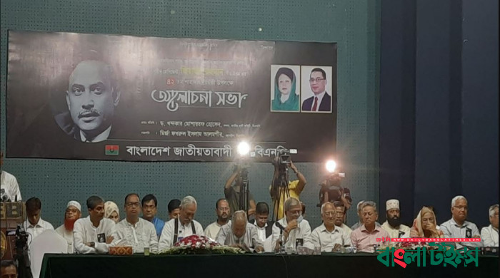 আমেরিকা থেকে রেমিট্যান্স নয়, চুরির টাকা দেশে আসছে : ফখরুল